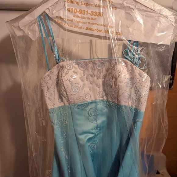 Blue and white prom dress - Picture 12 of 12